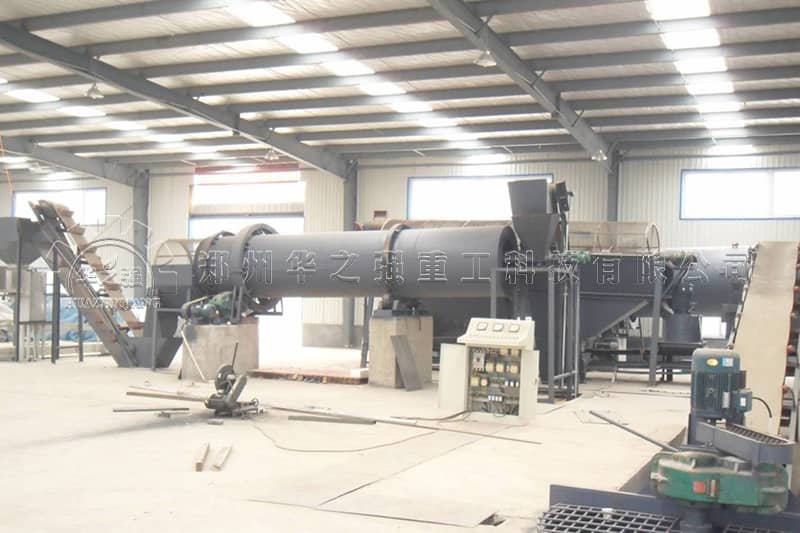 甘肅有機(jī)肥設(shè)備生產(chǎn)線現(xiàn)場(chǎng)